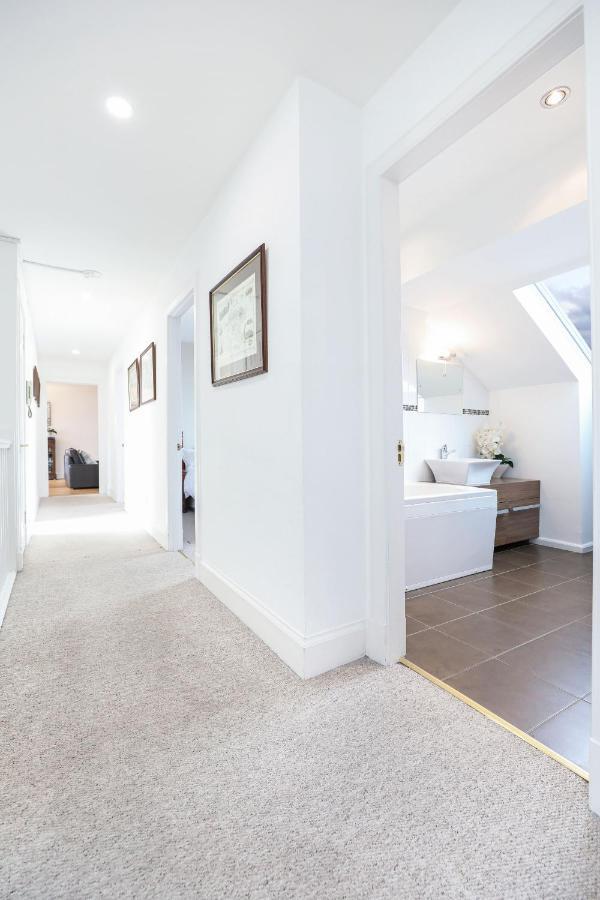 Luxury 3 Bed Royal Mile Apartment 에든버러 외부 사진