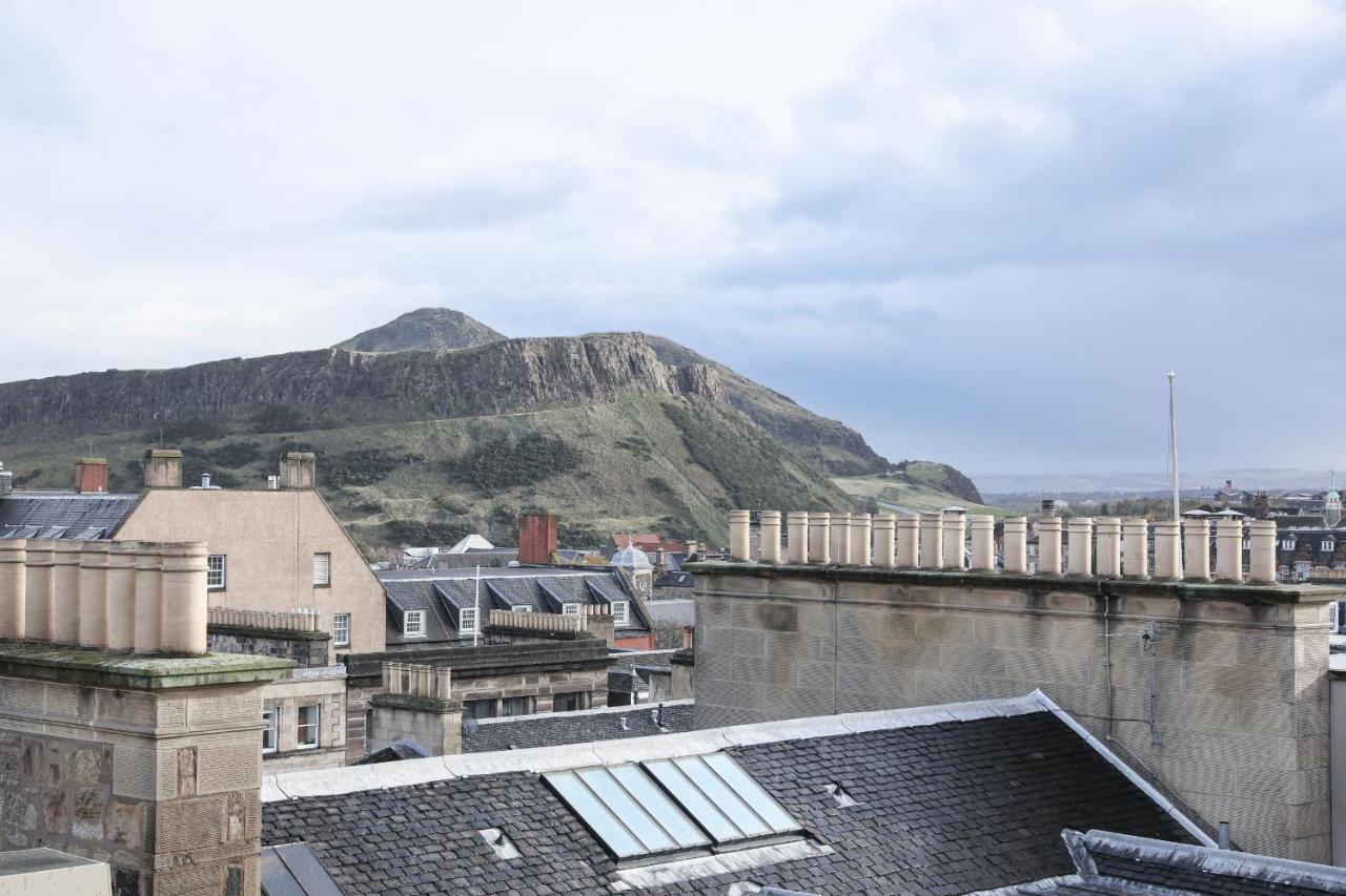 Luxury 3 Bed Royal Mile Apartment 에든버러 외부 사진
